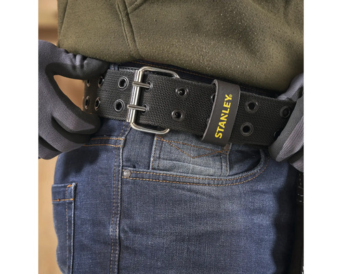 Schwarzer Werkzeuggürtel mit Metallschnalle und Stanley Logo