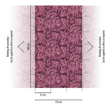 Tapete mit Blattmuster und Maßangaben