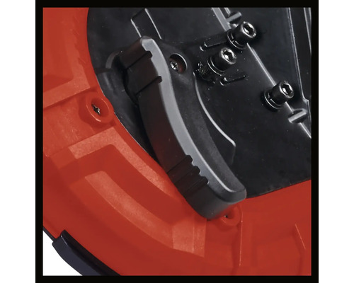 Detailaufnahme eines Gerätes mit Hebel und Schrauben