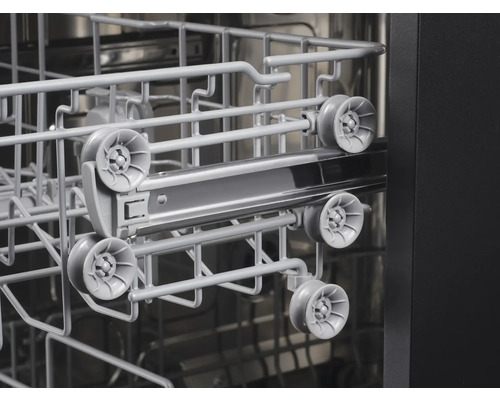 Geschirrspülerkorb mit Rollen zur einfachen Handhabung