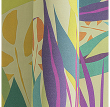 Nahaufnahme einer gemusterten Tapete mit Pflanzenmotiven