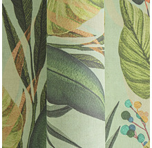 Tapetenrolle mit Blättermotiv