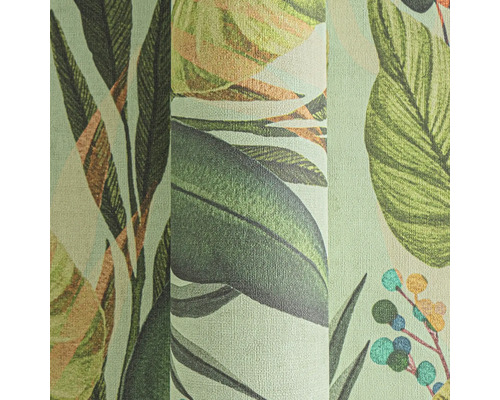 Tapetenrolle mit Blättermotiv