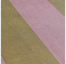 Detailansicht einer gestreiften Tapete