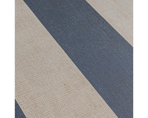 Detailansicht einer gestreiften Tapete