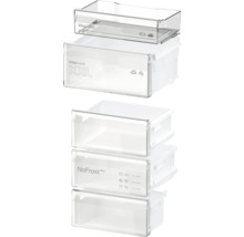 Mehrere transparente Kühlschrank Schubladen mit unterschiedlichen Größen und Aufschriften.