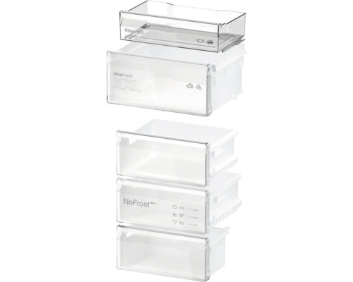 Mehrere transparente Kühlschrank Schubladen mit unterschiedlichen Größen und Aufschriften.