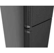 Detailansicht eines Kühlschranks mit zwei Türen