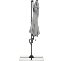 Geschlossener Ampelschirm mit Ständer