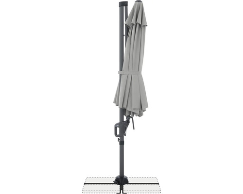 Geschlossener Ampelschirm mit Ständer