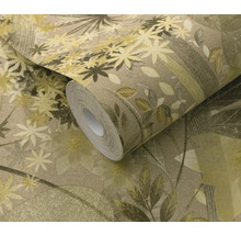 Tapetenrolle mit Pflanzenmuster