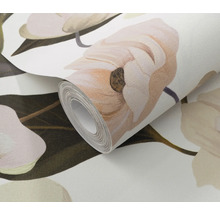 Tapetenrolle mit Blumenmuster