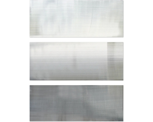 Lichtdurchlässige Wellplatte aus Kunststoff