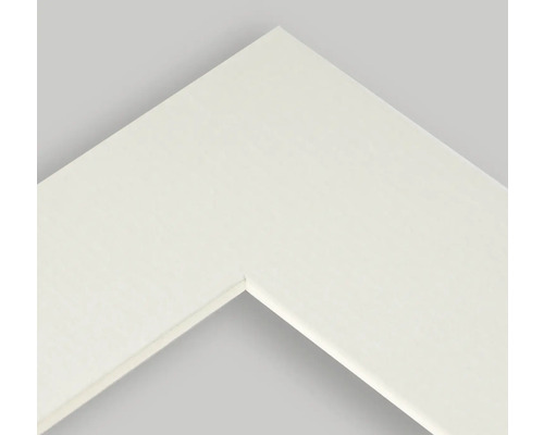 Detailansicht eines weißen Bilderrahmenprofils