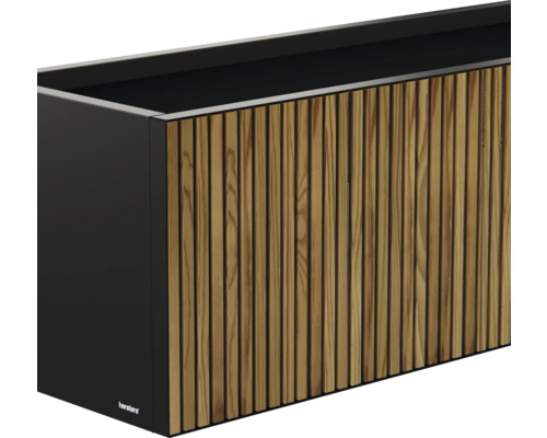 Rechteckiger Pflanzkasten mit Holzlamellen