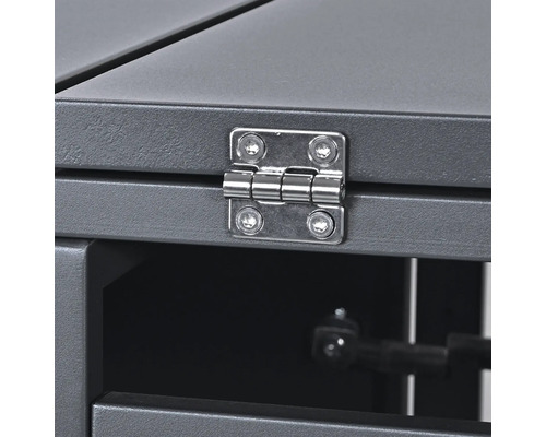 Detailansicht eines Metallschranks mit Scharnier