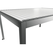 Detailansicht einer Terrassenüberdachung aus Aluminium