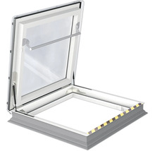 Geöffnete Dachluke für den Zugang zum Dach