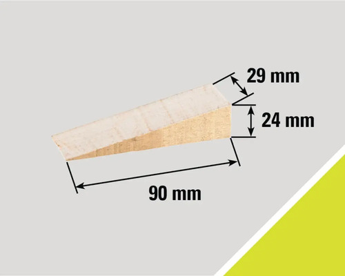 Holzkeil mit den Maßen 90 mm Länge, 24 mm Höhe und 29 mm Breite.