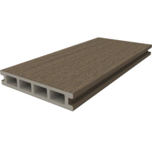 Terrassendiele aus Holz-Polymer-Werkstoff