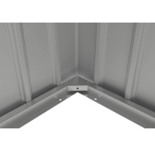 Detailansicht einer Eckverbindung aus Metall für Gartenhaus oder Geräteschuppen.