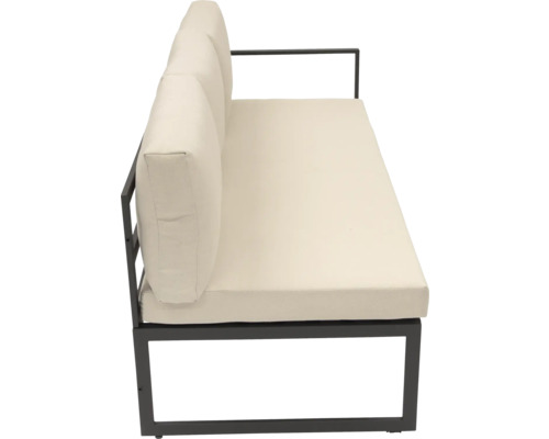 Gartenlounge mit Metallrahmen und Polster