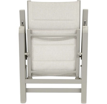 Rückansicht eines Gartenstuhls mit Textilbespannung