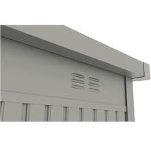 Detailansicht einer Metallgartenbox mit Lüftungsschlitzen