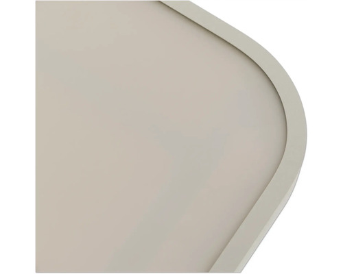 Detailansicht einer Platte mit abgerundeten Ecken