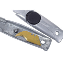 Wolfcraft Logo Cuttermesser mit Klingen