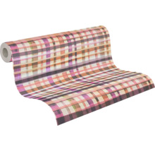 Tapetenrolle mit Karomuster