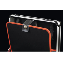 Offener Werkzeugkoffer aus Aluminium mit Verschluss