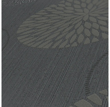 Nahaufnahme einer strukturierten Tapete mit floralem Muster