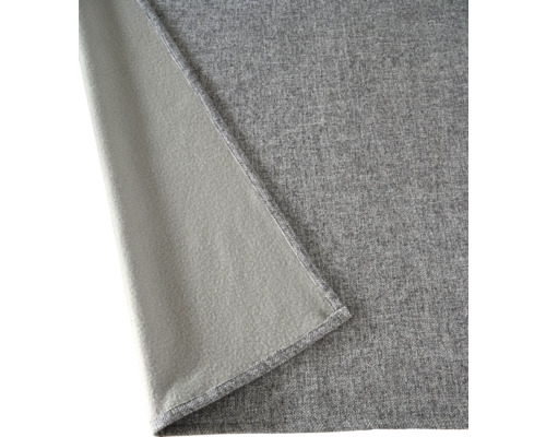 Graue Fleecedecke mit gewebter Oberseite