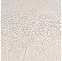 Nahaufnahme einer weißen Textiltapete mit feiner Struktur