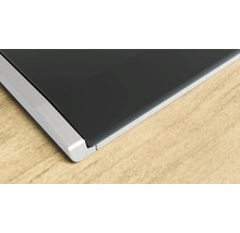 Detailansicht einer Arbeitsplatte mit gerader Kante.