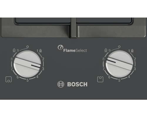 Nahaufnahme des Bosch FlameSelect Gaskochfelds mit Bedienknöpfen