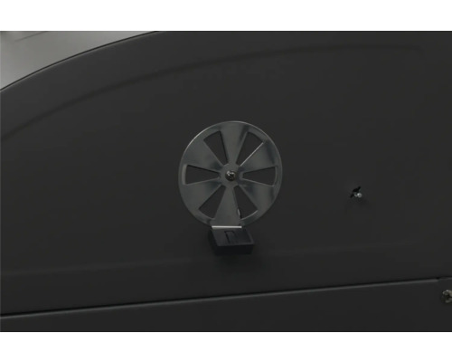 Detailansicht eines Belüftungsventils an einem Grillgerät