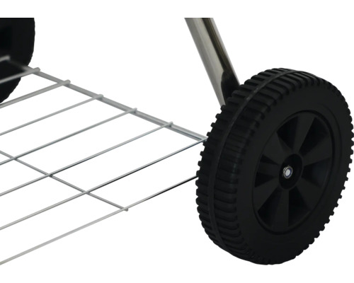 Detailansicht von Rad und Ablagerost eines Grillwagens