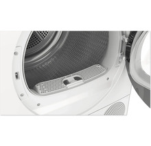 Innenansicht eines geöffneten Wäschetrockners