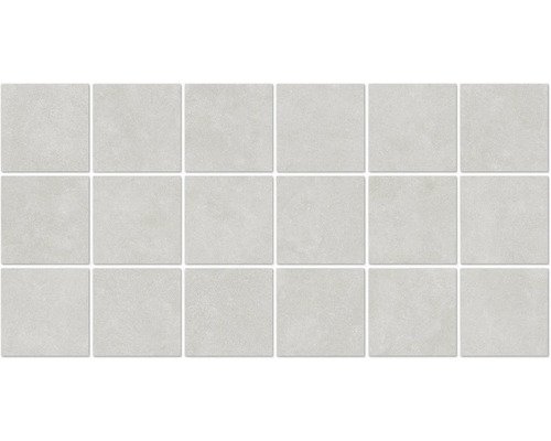 Fliesenanordnung mit quadratischen Fliesen