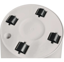 Bodenansicht eines Behälters mit Rollen