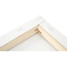 Detailansicht einer Keilrahmen-Ecke mit Holzrahmen und Leinwand