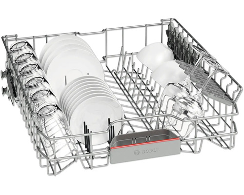 Geschirrspülerkorb mit Geschirr