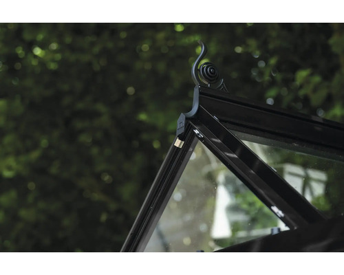 Detailansicht Gewächshausgiebel mit Zierelement