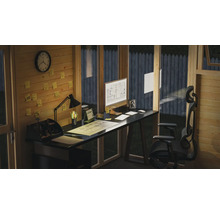 Arbeitszimmer mit Schreibtisch, Bürostuhl, Computer und Wanduhr in einem Gartenhaus