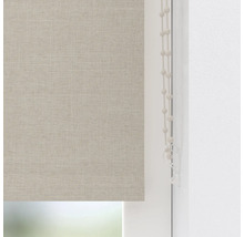 Rollo mit Kettenzug vor einem Fenster