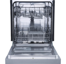 Geöffneter Geschirrspüler mit Geschirrkörben