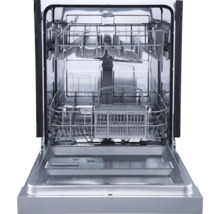 Geöffnete Geschirrspülmaschine mit Innenraumstruktur