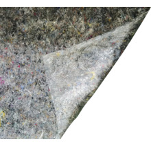 Nahaufnahme einer Dämmmatte mit einer Aluminiumschicht